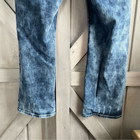 Cowgirl Tuff Jeans Thick stitch embroidered omg Aztec boot cut 35x33 - Picture 6 of 8